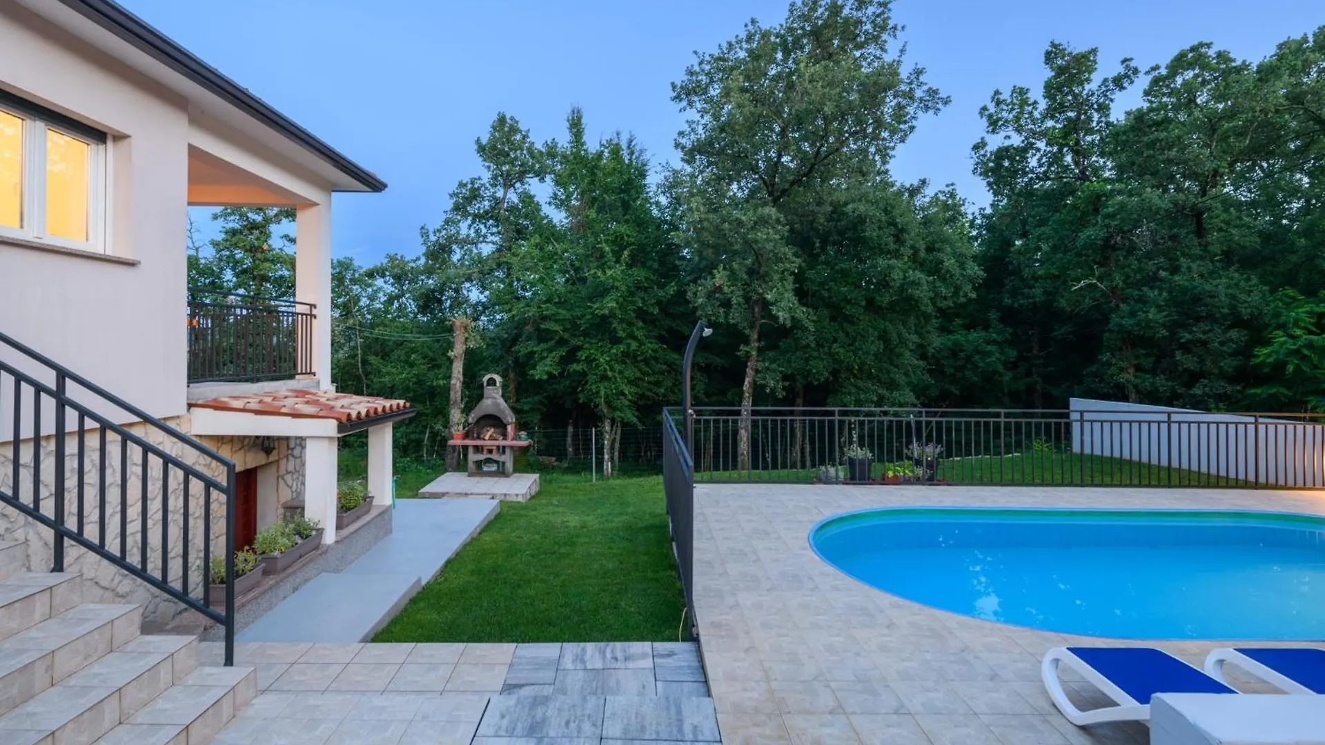 Vila House Luka Krapan